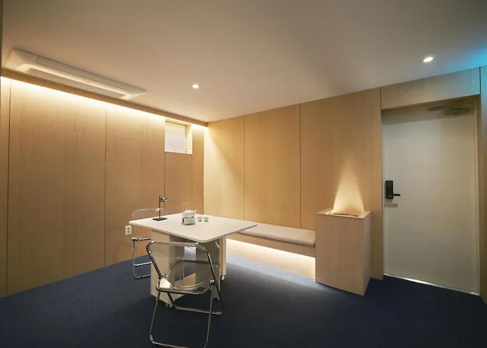 Aparthotel Dandelion Sinsa 1 Seoul