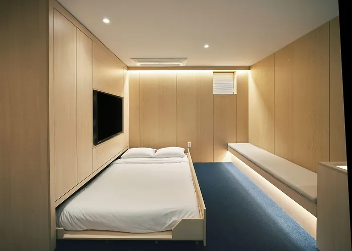 Aparthotel Dandelion Sinsa 1 Seoul